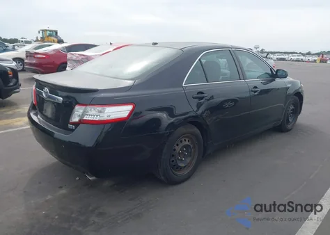 2011 Toyota Camry Hybrid z USA, uszkodzony, nr VIN 4T1BB3EK1BU143061